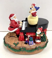 New in Box San Francisco Music Box Co. Santa & Elves Playing Piano Figurine