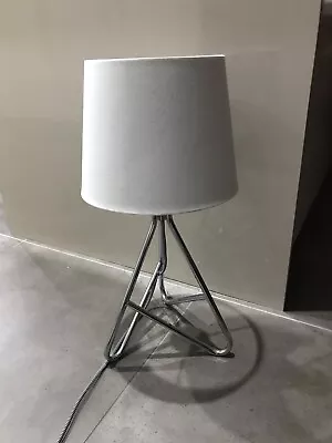 Silver And White Table Lamp Desk Lamps Gumtree Silver And White Table Lamp Desk Lamps Gumtree