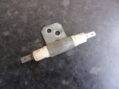 LAVERDA ALPINO 500 1980 (1977-1983) OEM BOSCH 0227900002 ZÜNDSPULENWIDERSTAND