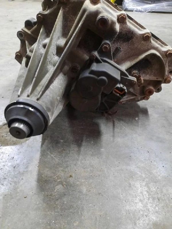 Conjunto de caja de transferencia Nissan Titan 2004-2007 OEM Foto 4 de 4