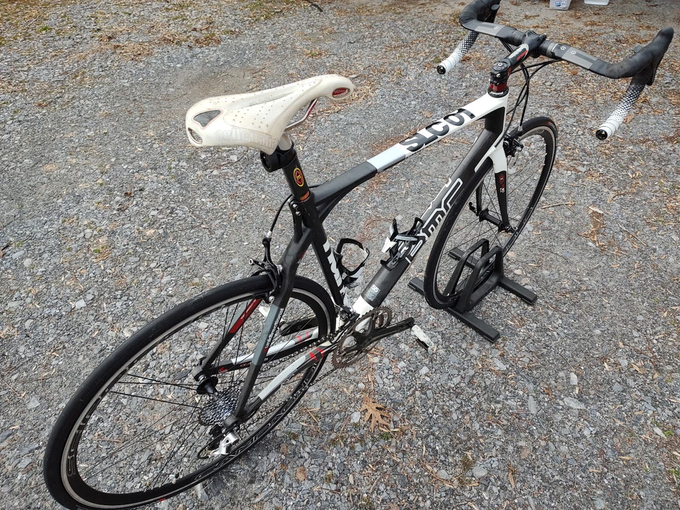 Bicicleta de carretera BMC SLC01 + todo lo necesario 2 paseos (casi) Foto 4 de 4