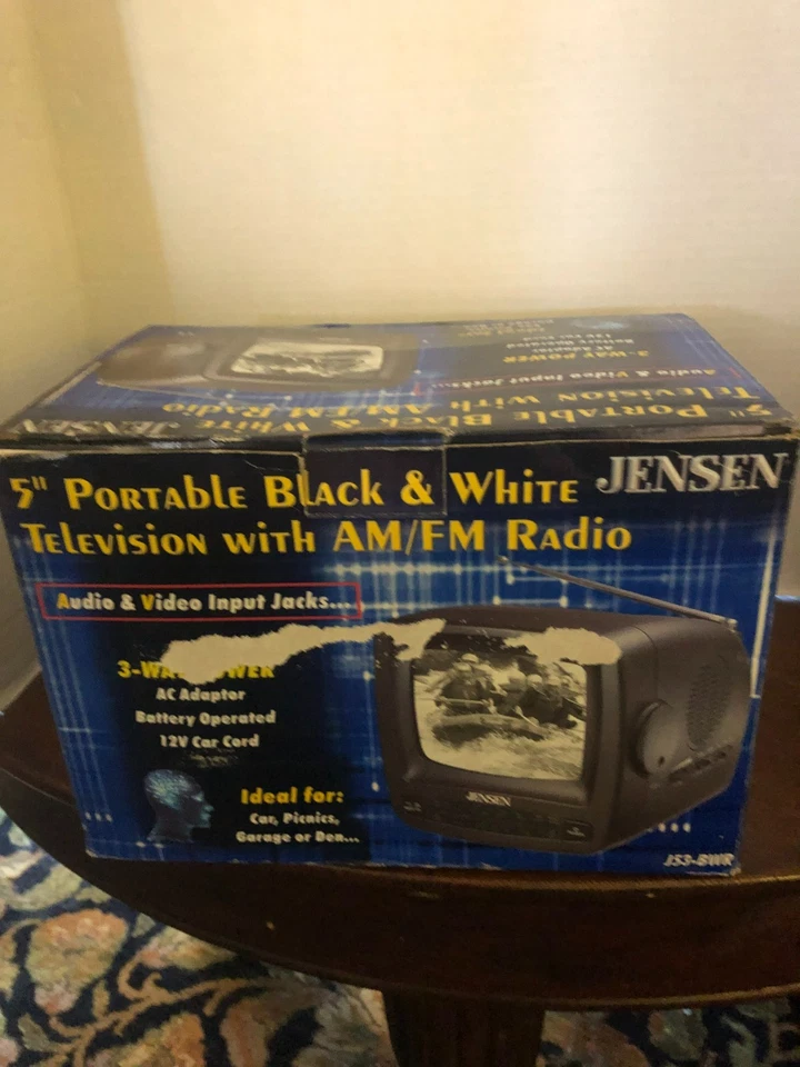 Vintage Jensen J53-BWR 5" Portable Black & White TV CRT AM FM Radio OPEN BOX New - Image 3 of 4