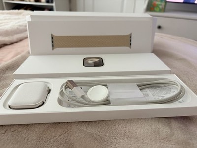 Apple Watch Series 9 44mm Starlight Aluminum Case Beige loop Band GPS