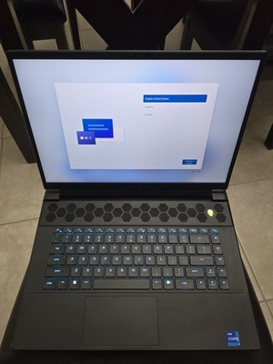 Dell Alienware M16 R1 165Hz QHD+ i7-13700HX 16GB 1TB RTX 4070 Gaming Laptop