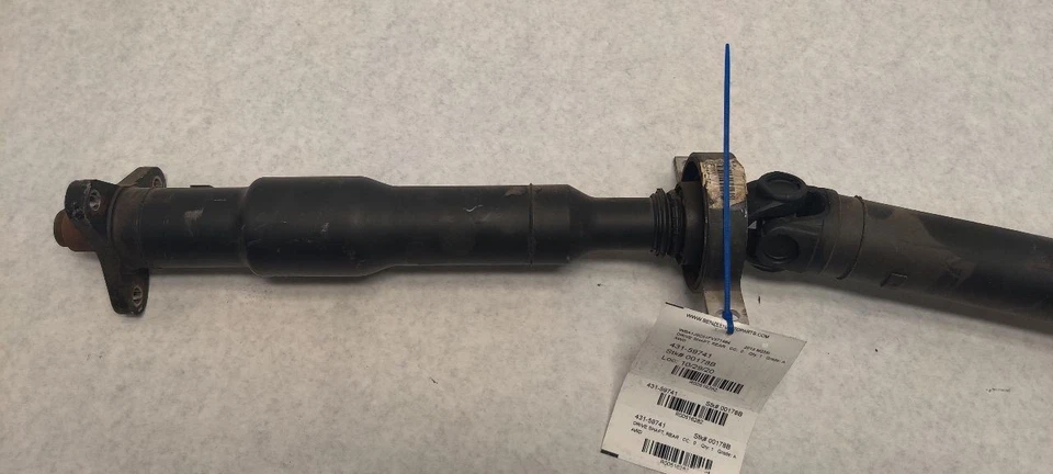 REAR DRIVE SHAFT/PROP SHAFT 26107648443 2015 BMW M235I Foto 2 de 4