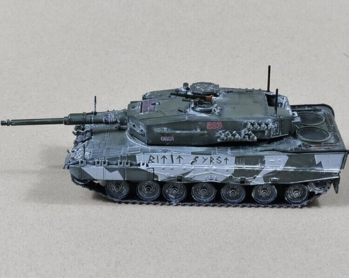 Panzerkampf 1/72 Norwegian Leopard 2A4 Main Battle Tank Winter Paint Model Toys - Picture 14 of 16