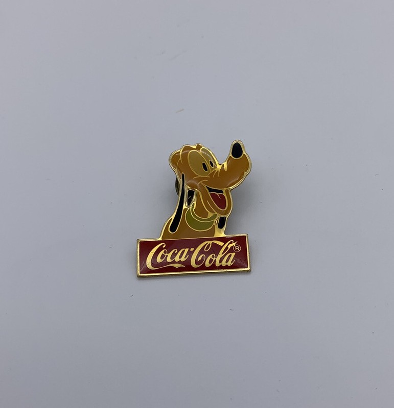 1986 Disney Coke 15th Anniversary Coca Cola PLUTO Pin Vtg.