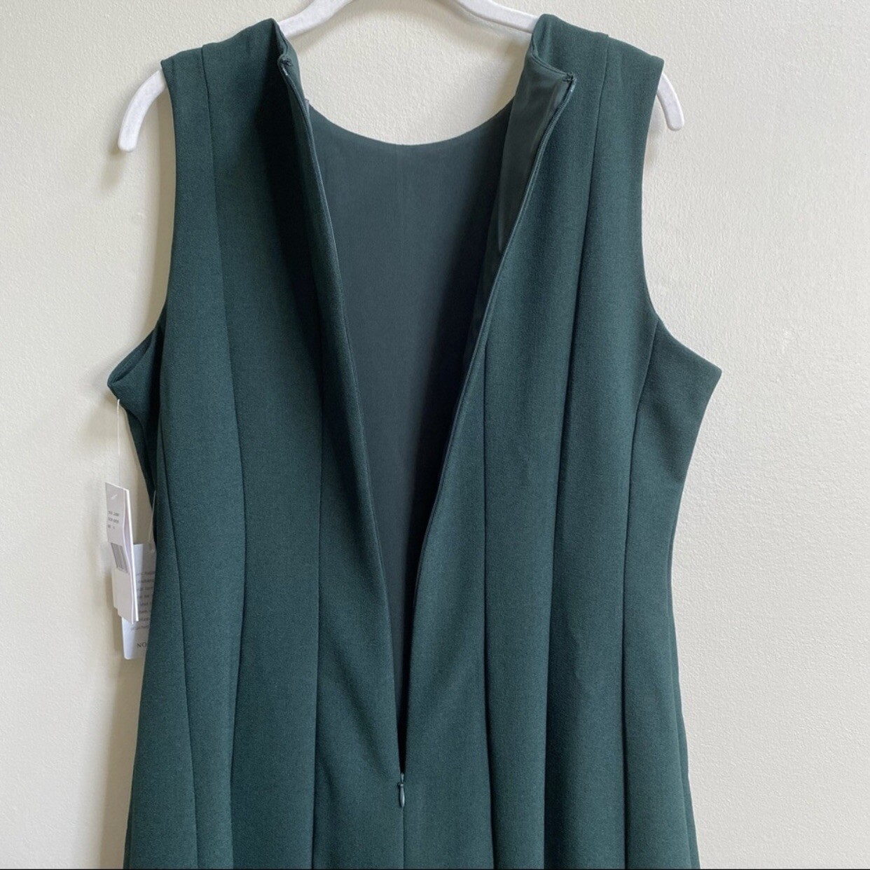NWT Julia Jordan Hunter Green Sleeveless Pleat Panel Dress Size 12 thumbnail 9