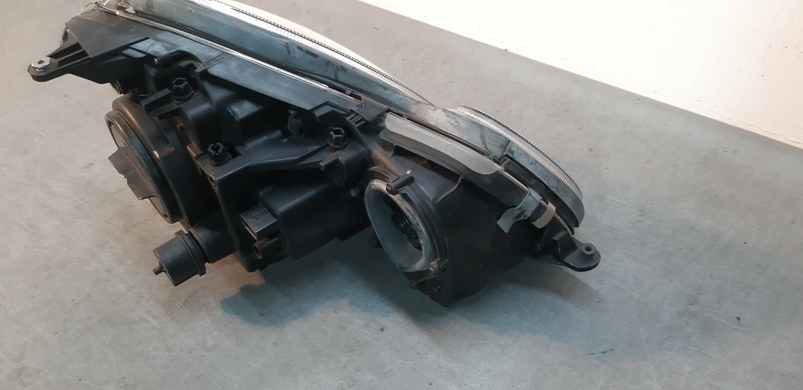 Mercedes E Class W211 2002 To 2006 Bi Xenon Passenger N/S