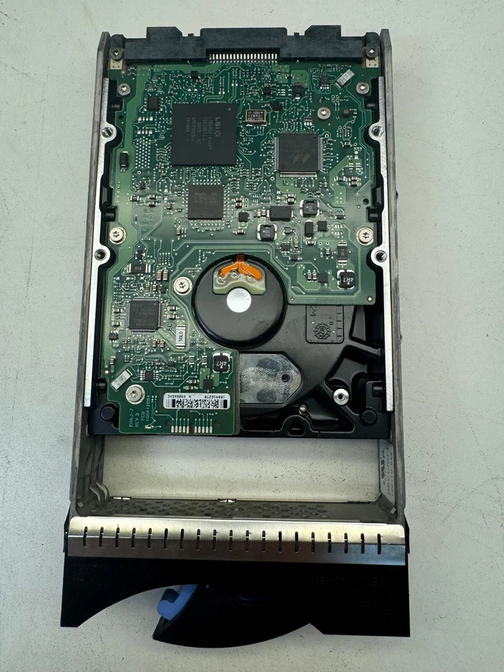 IBM 40K6820 40K6823 40K6857 1S40K6820 146.8Gb 15K 4Gb/s Fibre Channel 3.5in HDD - Image 3 of 4