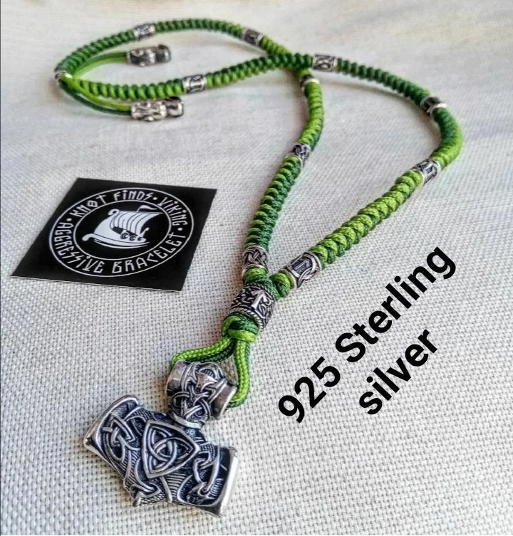 Paracord necklace hotsell
