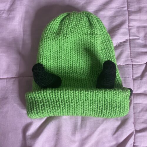 Hand made crochet devil horns neon green beanie - Picture 1 of 5