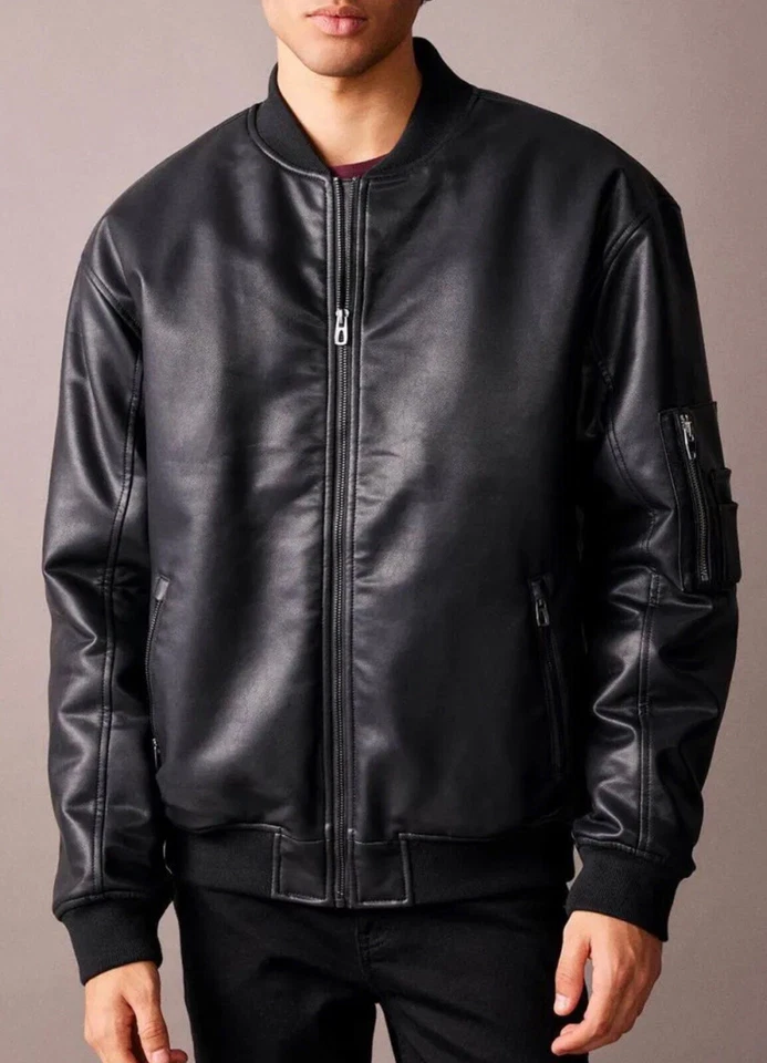 Abrigo bombardero de cuero sintético negro mediano DEFACTO talla grande cuello universitario
