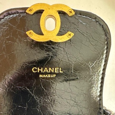 CHANEL Exclusive Novelty Smartphone Pouch Shoulder Bag for