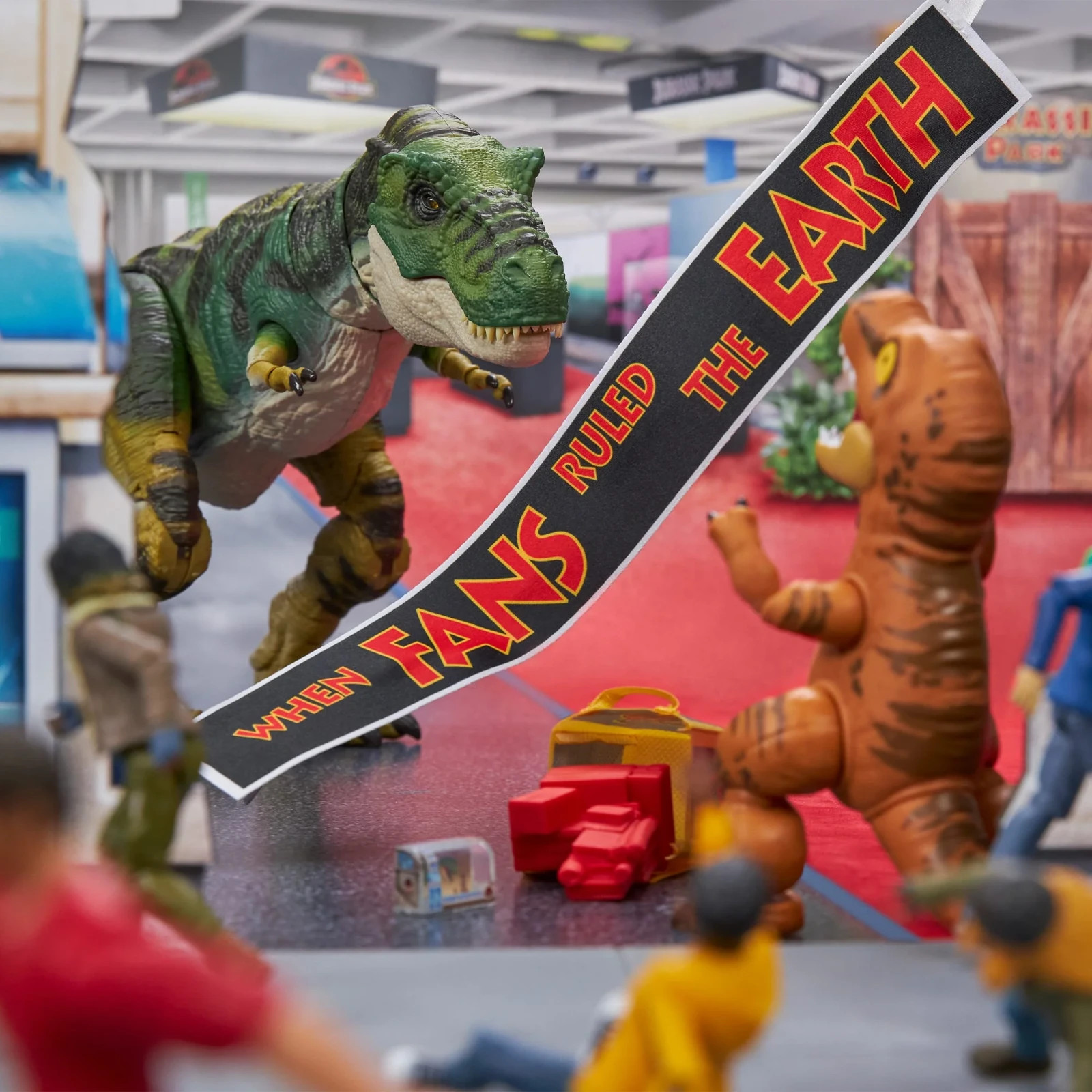 Jurassic World Tyrannosaurus Rex Convention Crasher SDCC 2025 NEW *IN STOCK*