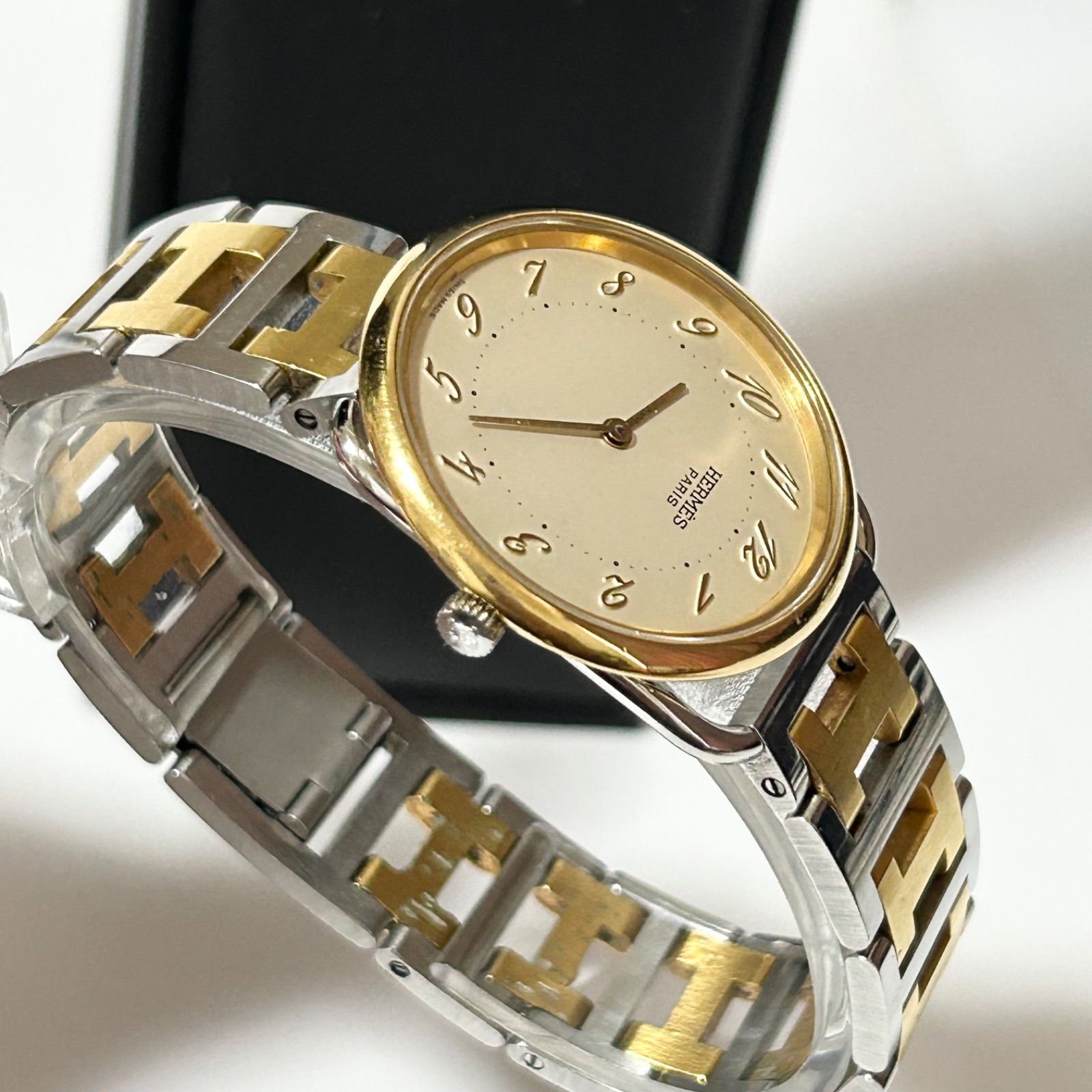 HERMES Arceau SS / GP Quartz Wristwatch Silver / Gold Diameter 33mm Unisex image 5