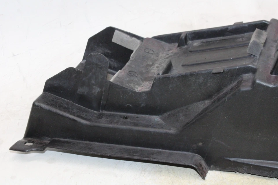 04-07 SUZUKI HAYABUSA GSX1300R OEM REAR BACK TAIL UNDERTAIL BATTERY TRAY PLASTIC - Image 2 of 4