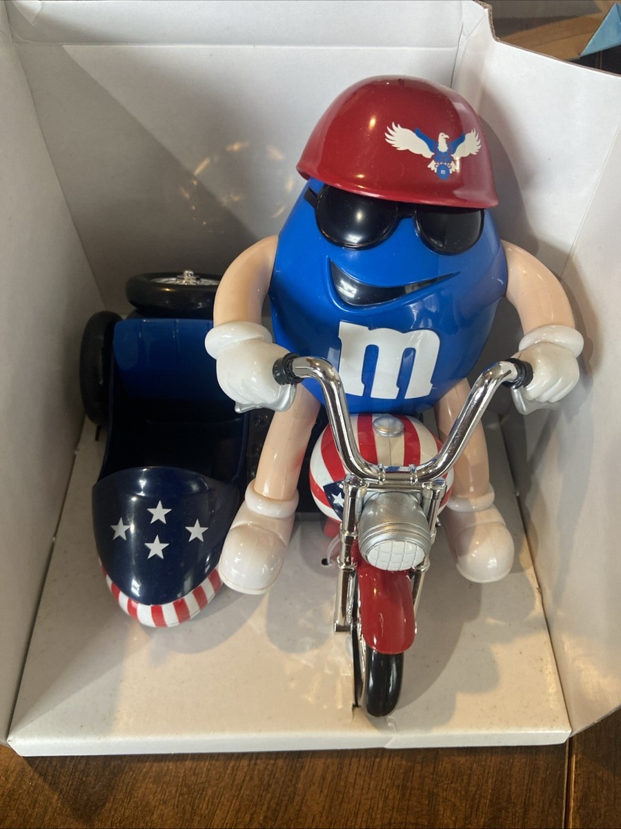 アメコミ M&M's Red White & Blue Candy Dispenser Amazon.com - m&m's Candy Dispenser - Red, White & Blue