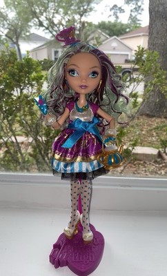   Ever After High First Wave Madeline Hatter Doll w/ Stand Book Tea   Complete
