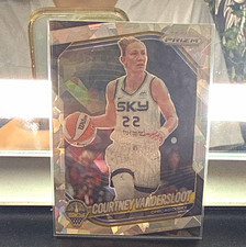 Panini 2025 Prizm WNBA Ice Prizm Courtney Vandersloot #124 Chicago Sky