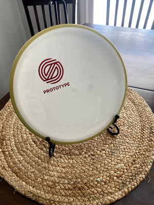 MVP Axiom Simon Line Prototype Balance V2 - White with Gold Rim - 176 grams
