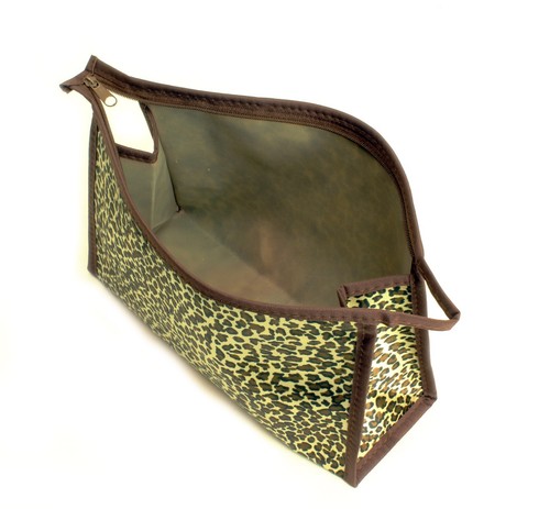 Leopard Print Mommy Shoulder Bag with Diaper Mate - Picture 8 of 8