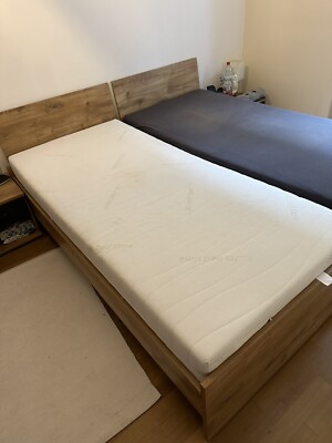 Twin bed frame 180x200 With Mattress