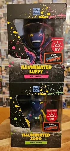 Youtooz Netflix One Piece Illuminated FYE NYCC Comic CON 2022 Exclusive  Bundle