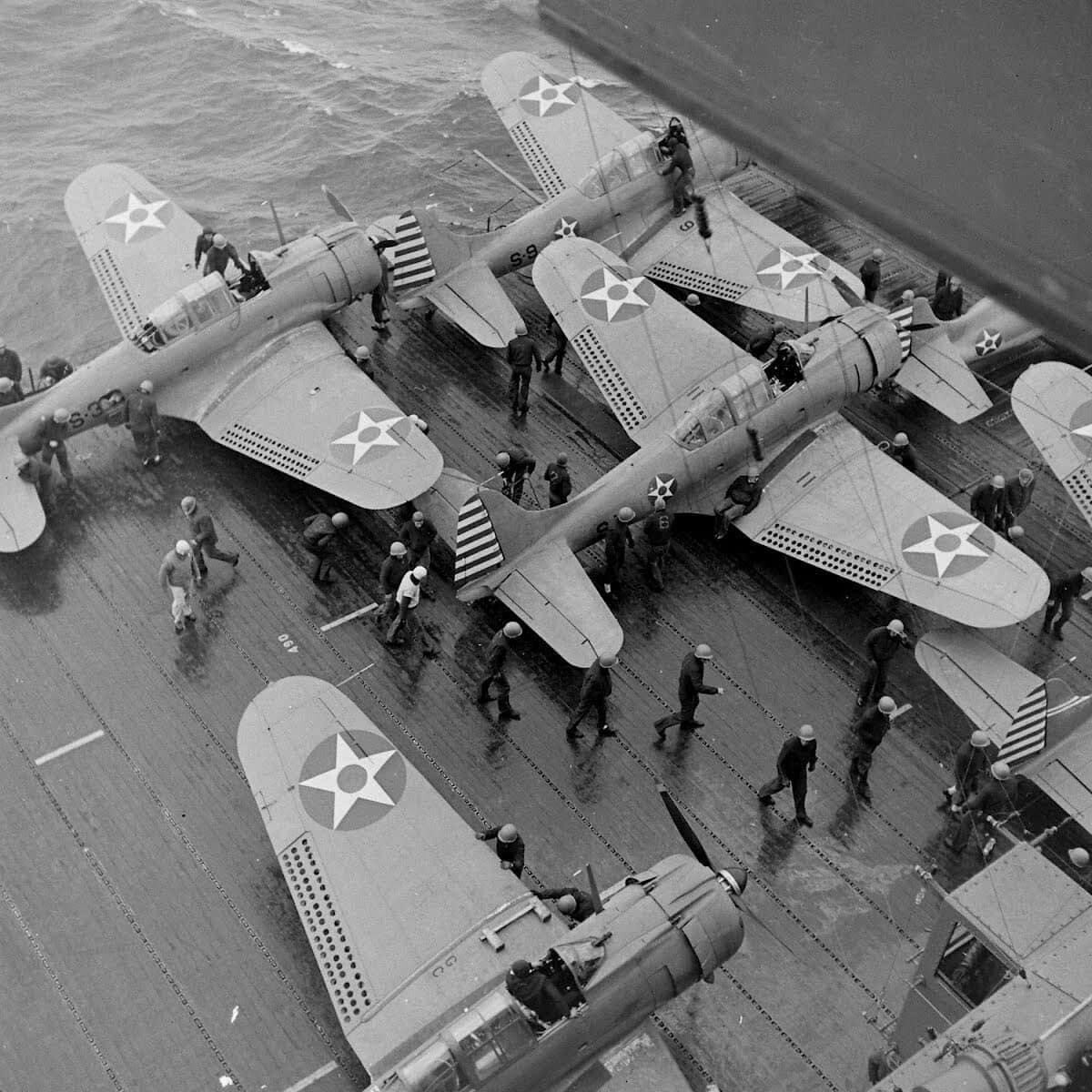 WW2 WWII Photo World War Two / US Navy Aircraft Carriers in Action