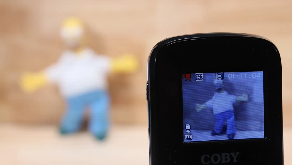 Coby Snapp Digital Camcorder CAM3002 - Image 2 of 4