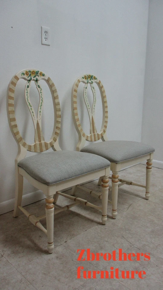 2 sillas laterales de comedor francesas con respaldo de globo decoradas con pintura para muebles Lexington B Foto 2 de 4