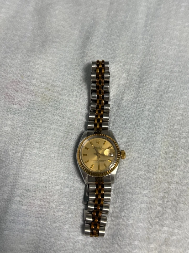 Pulsera Rolex Datejust vintage para mujer oro y plata jubileo bisel dorado Foto 3 de 4