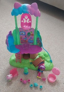 wNeu Spin Master Gabby's Dollhouse 🥰 Set Kitty Fairy s Garten Spielset Puppe
