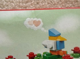 LEGO Seasonal: Romantic Valentine Picnic (40236)brand new and sealed 