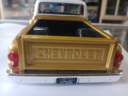 JADA STREETLOW 1/24 SCALE 1969 CHEVROLET C-10 STEPSIDE, (NEW NO WHEELS, NO BOX) - Bild 2 von 15