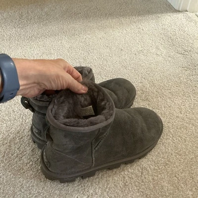 UGG Classic Grey Suede Sheepskin Lined Ankle Boots UK 7 loads of wear left