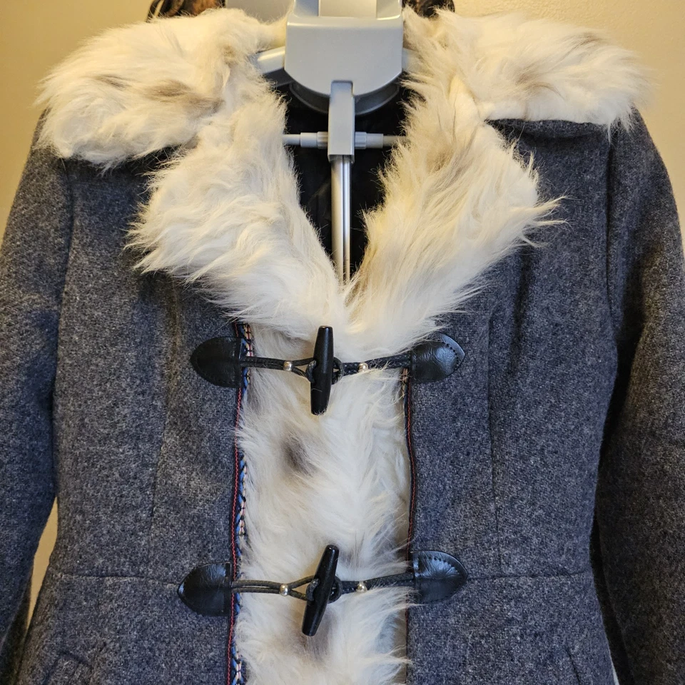 True Vintage 70s Gray Nordic Faux Fur Penny Lane Toggle Wool Coat Womens S Boho - Image 2 of 4