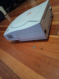 Sega Dreamcast White Video Game Console HKT-3020 US Version