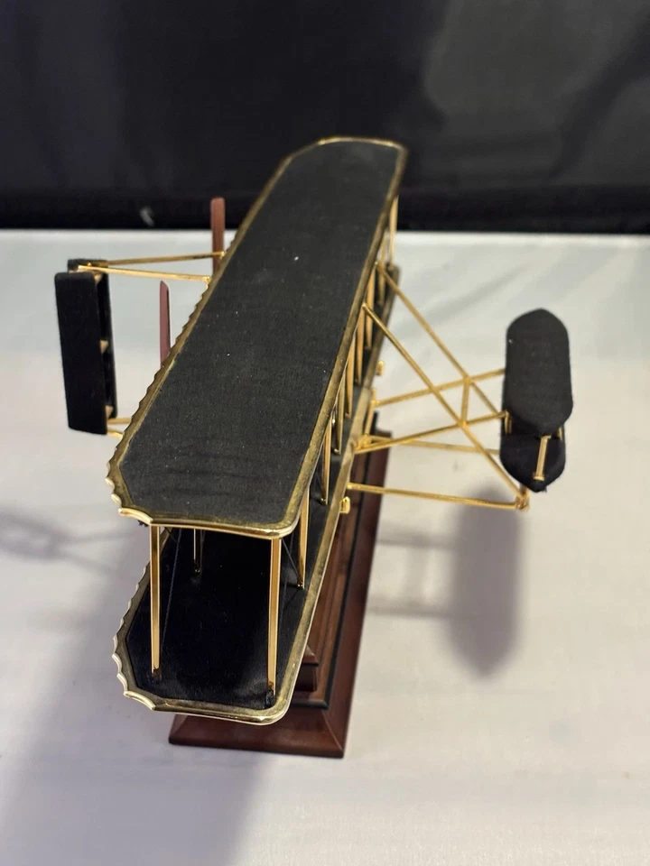Brand New Franklin Mint 1:40 Wright Brothers Flyer 100th Anniversary - Image 2 of 4