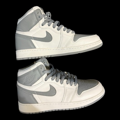Jordan 1 Retro High OG Stealth 6.5Y/8 Women’s (575441-073) - Picture 3 of 7