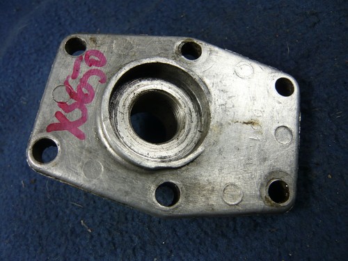 Yamaha XS 650_Steuerkettenspannerdeckel_Deckel_/_Steuerkettenspanner_Motor_Kette