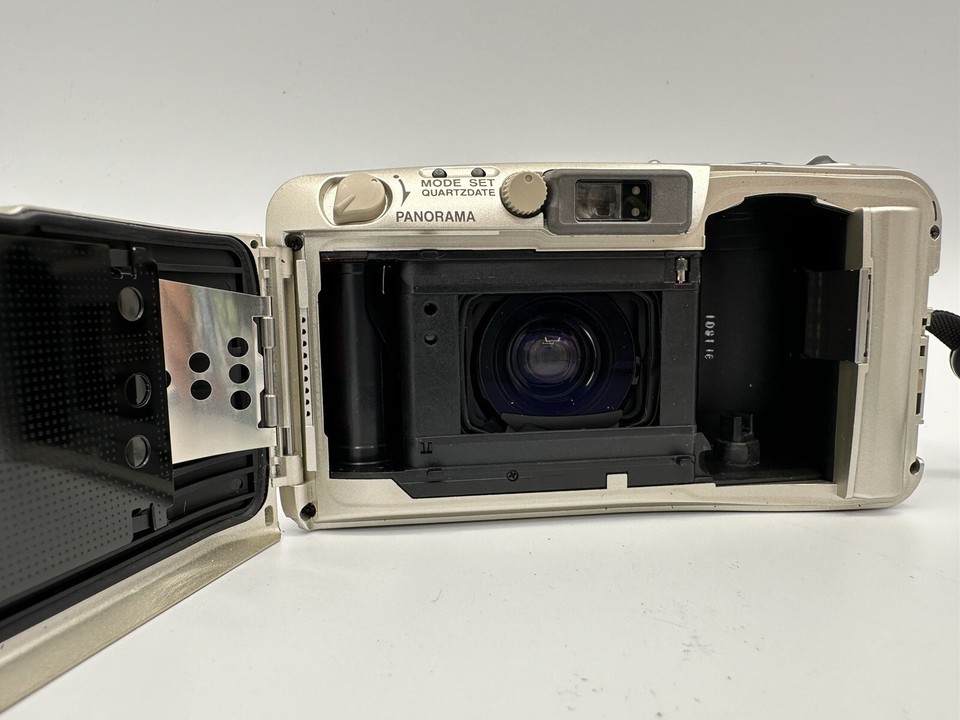 Olympus Stylus Epic Zoom 80 DLX POINT AND SHOOT FILM CAMERA SILVER Not