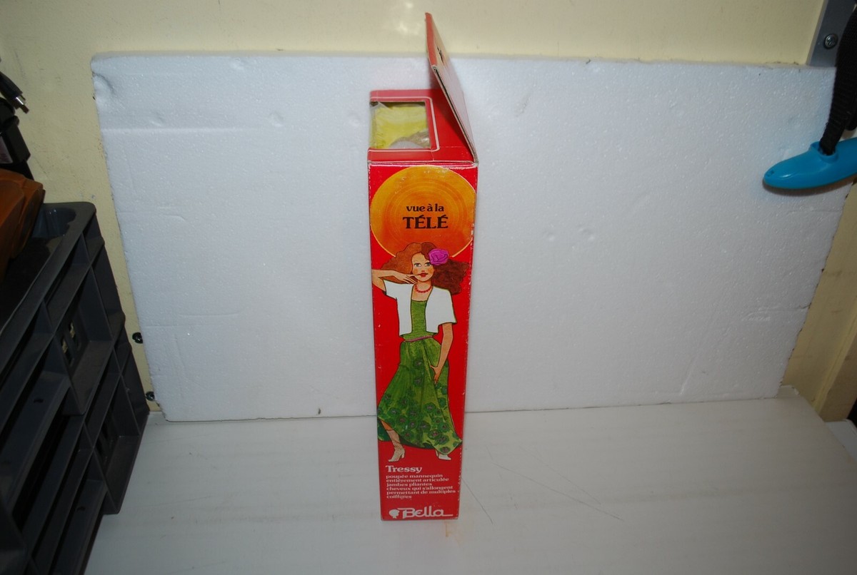POUPÉE TRESSY BELLA Plus Donne Un Haut Rouge Et Culotte Blanche Majorette ? EUR 119,00 - FR