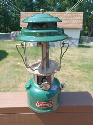 Vintage Coleman Lantern Model 220K  April 1980