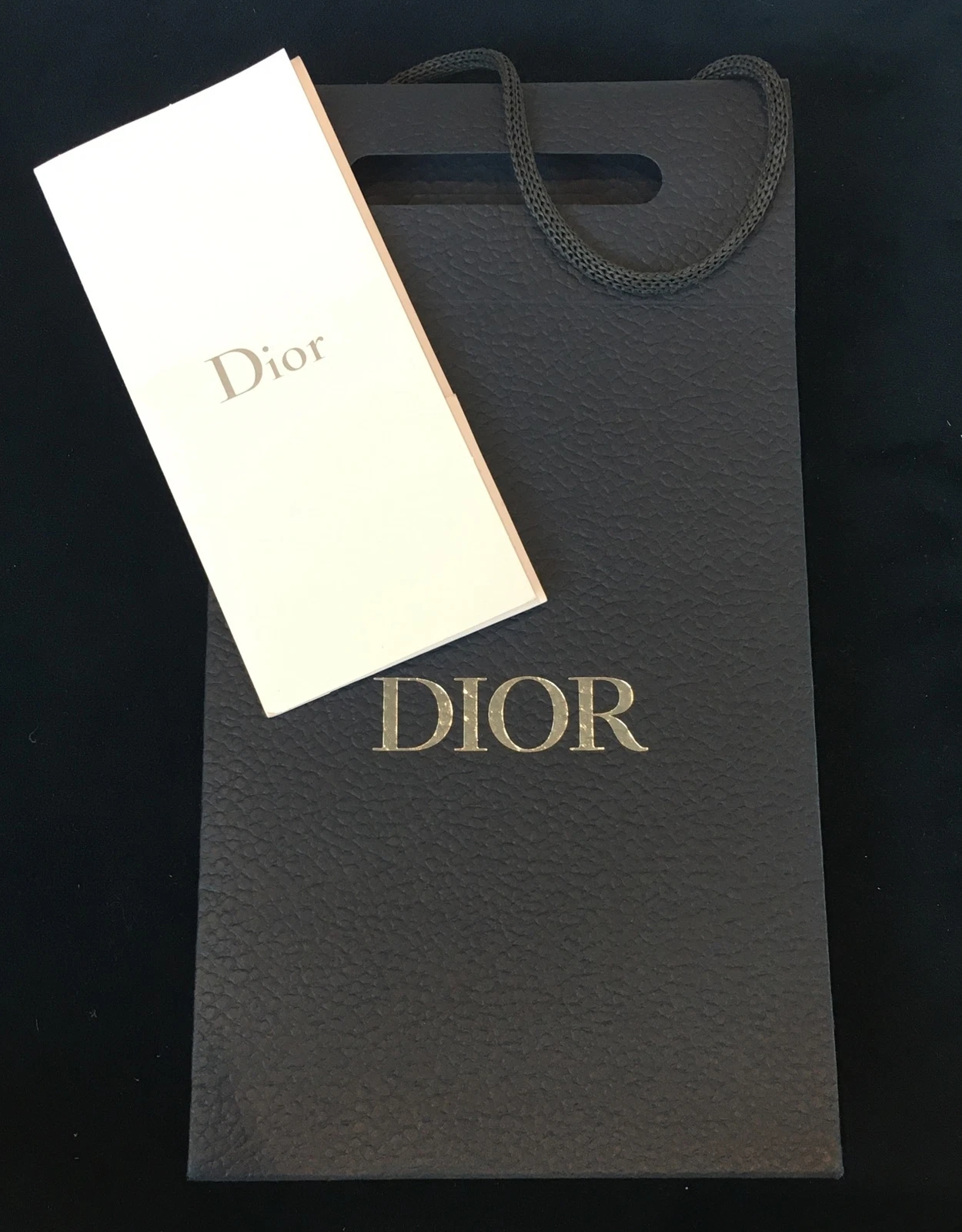 2 x sacs cadeaux en papier Dior bleu minuit et argent avec porte carte blanche