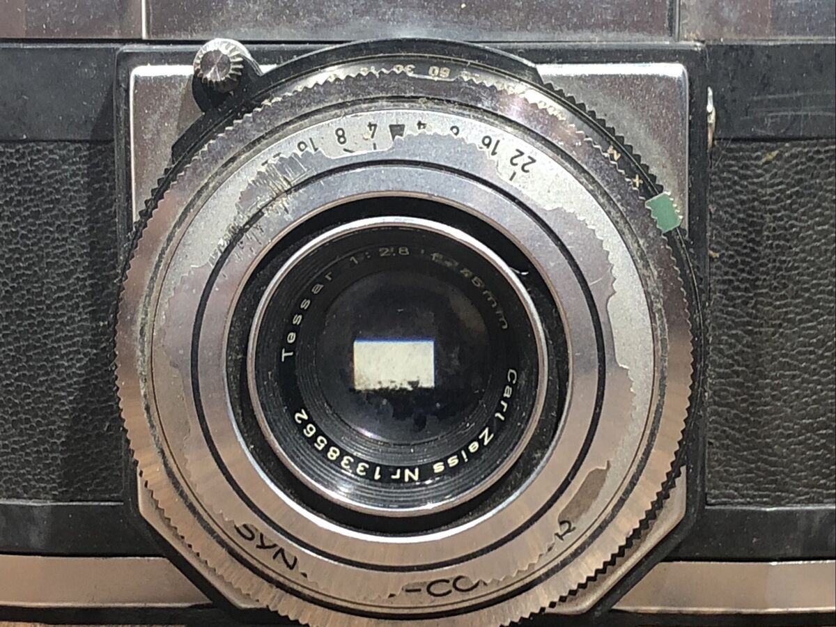 Vintage Zeiss Ikon Contaflex camera w/ Carl Zeiss Tessar 1 Vintage Zeiss Ikon Contaflex camera w/ Carl Zeiss Tessar 1