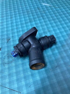 #ad Volkswagen Transporter T4 Water Coolant Flange Connector 074121132 VW GBP 29.99
