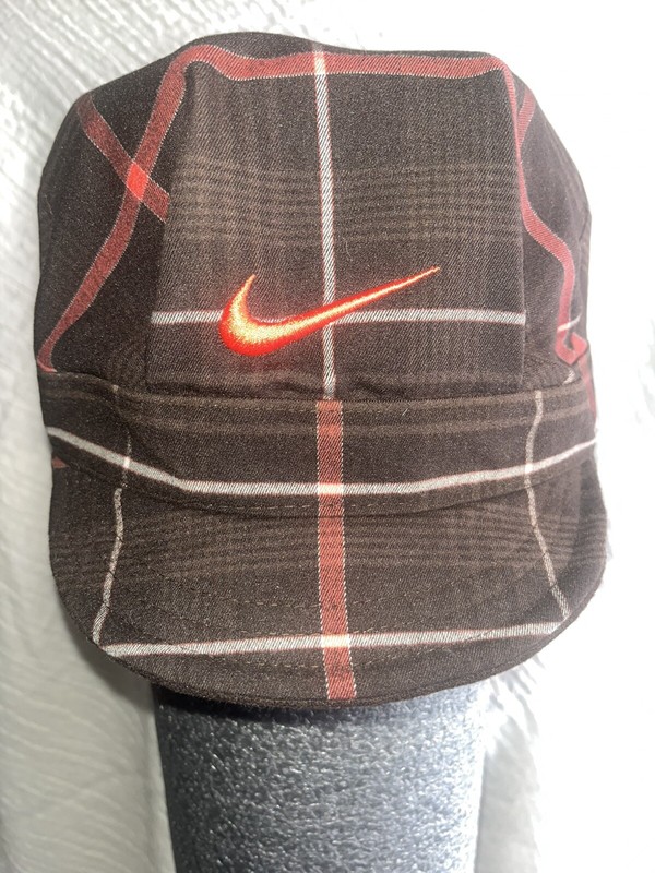 Nike Golf Hat Reversible Size Medium Large Unisex Brown Orange White Brand New