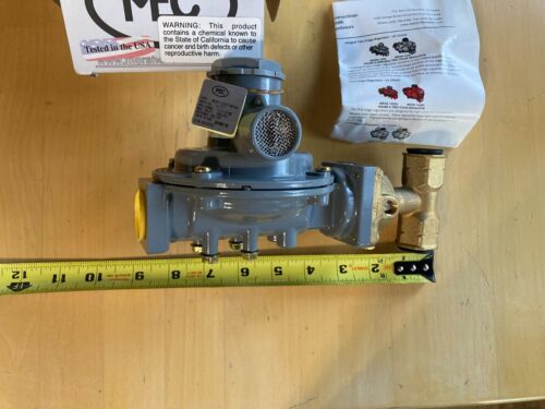 MEC MEGR-1232T-HFFXA POL X 1/2" FPT Twin Stage 11" W.C. Outlet Propane Regulator - Picture 3 of 7