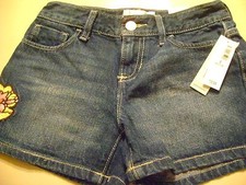 NWT GIRLS OLD NAVY CLASSIC DARK BLUE DENIM SHORTS-SIZE 8 REGULAR-STITCHED FLOWER